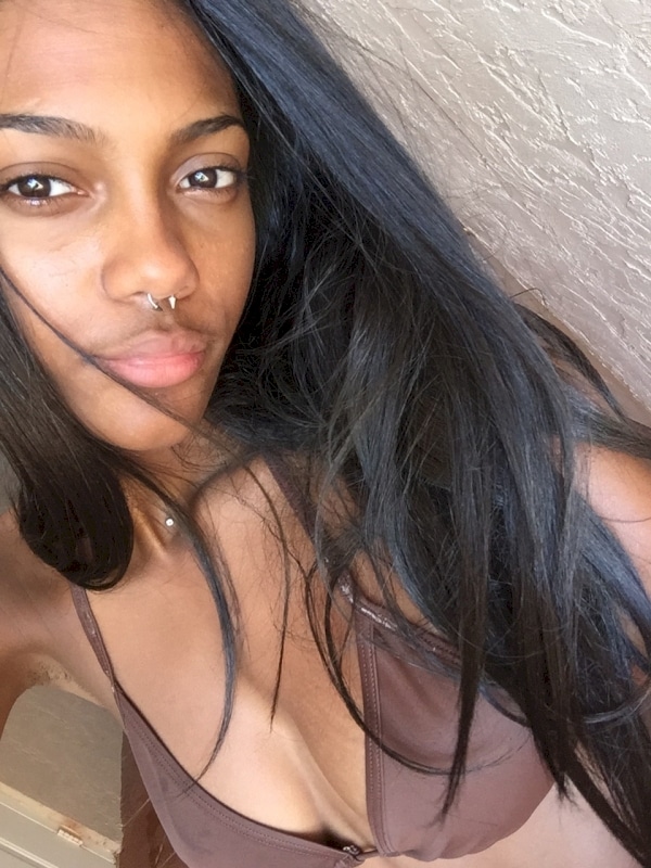 Site de plan cul gratuit ! Des annonces coquines par milliers pour un plan sexe !